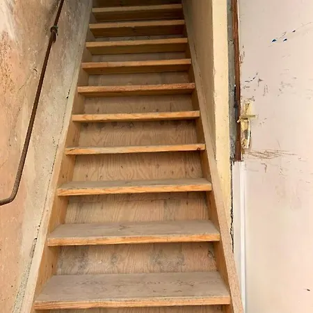 D'une Avec Vue Sur La Mer Balcon Amenage Et Wifi A Bastia A 3 Km De La Plage Apartment