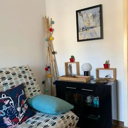 D'une Avec Vue Sur La Mer Balcon Amenage Et Wifi A Bastia A 3 Km De La Plage Apartment